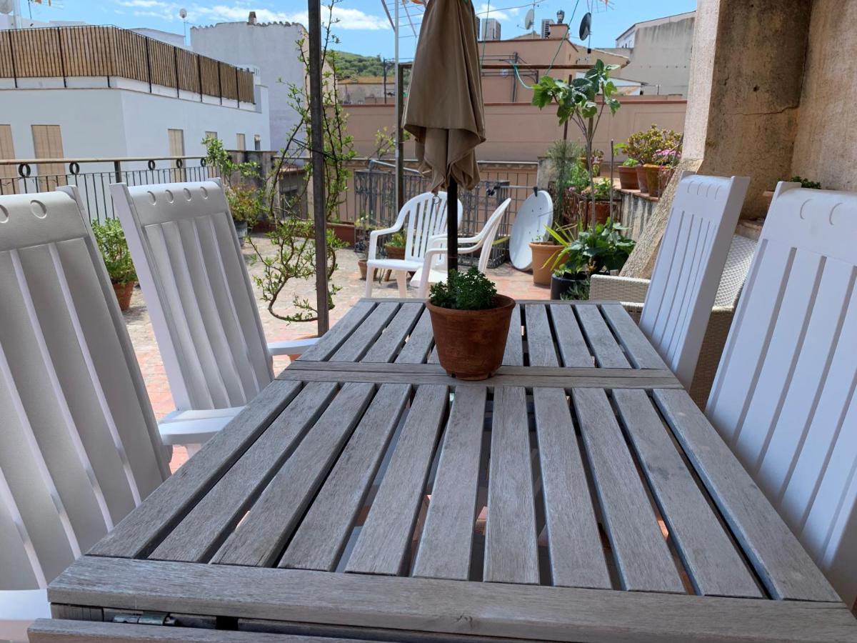 Notaria-Apartamento Y Estudio En Casco Antiguo, Al Lado De Playa, Rambla Y Monasterio, Con Acceso A Terraza Ajardinada Sant Feliu de Guíxols Exterior foto