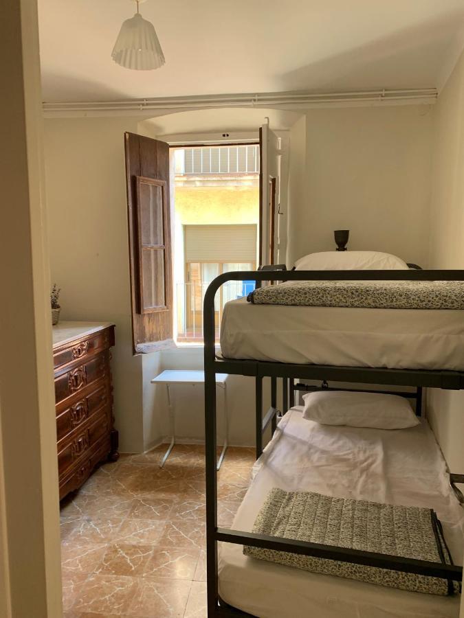 Notaria-Apartamento Y Estudio En Casco Antiguo, Al Lado De Playa, Rambla Y Monasterio, Con Acceso A Terraza Ajardinada Sant Feliu de Guíxols Exterior foto