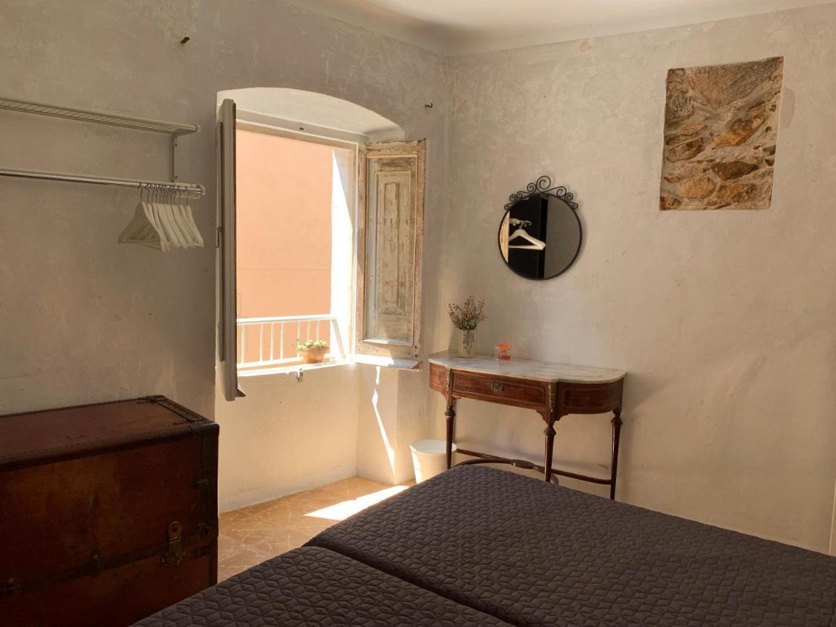 Notaria-Apartamento Y Estudio En Casco Antiguo, Al Lado De Playa, Rambla Y Monasterio, Con Acceso A Terraza Ajardinada Sant Feliu de Guíxols Exterior foto