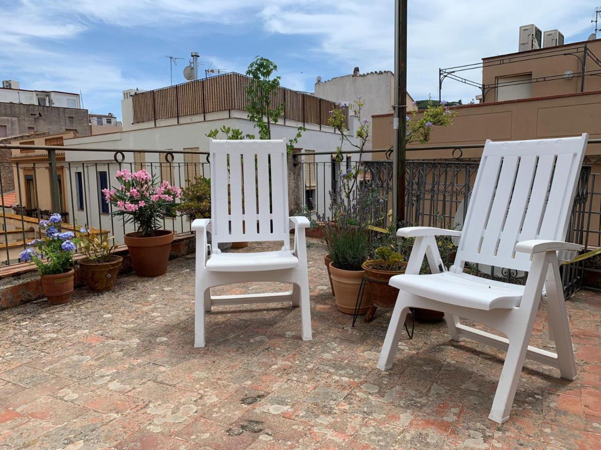 Notaria-Apartamento Y Estudio En Casco Antiguo, Al Lado De Playa, Rambla Y Monasterio, Con Acceso A Terraza Ajardinada Sant Feliu de Guíxols Exterior foto