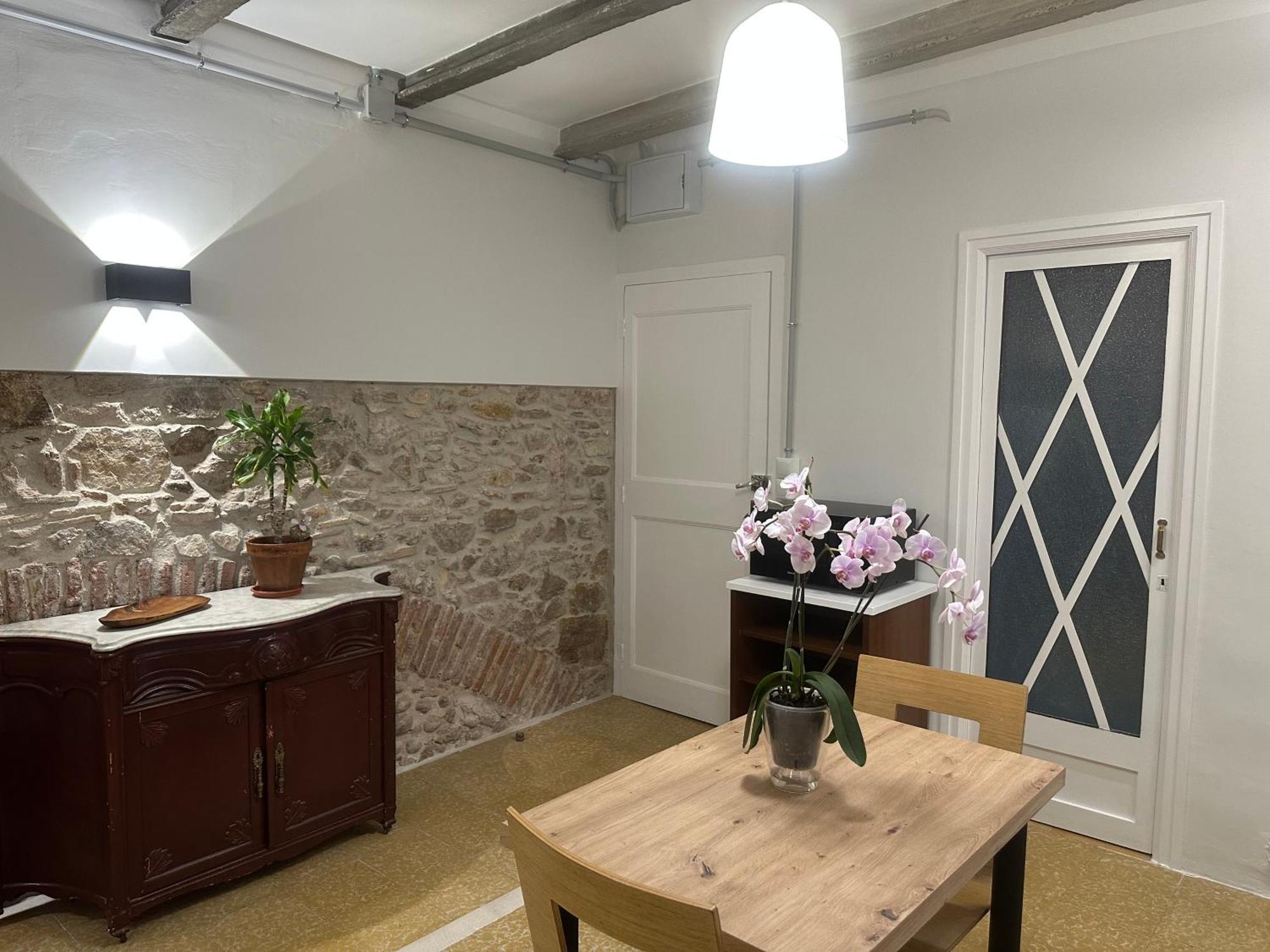 Notaria-Apartamento Y Estudio En Casco Antiguo, Al Lado De Playa, Rambla Y Monasterio, Con Acceso A Terraza Ajardinada Sant Feliu de Guíxols Exterior foto