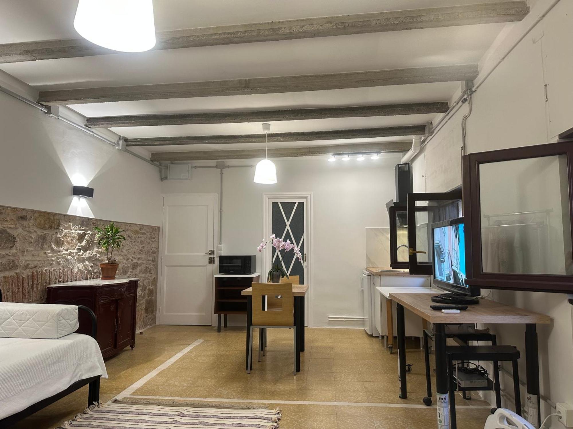 Notaria-Apartamento Y Estudio En Casco Antiguo, Al Lado De Playa, Rambla Y Monasterio, Con Acceso A Terraza Ajardinada Sant Feliu de Guíxols Exterior foto